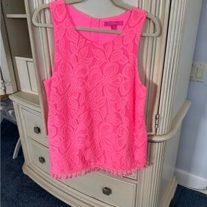 Lilly Pulitzer Pink Sleeveless Tank Top with Textured Design